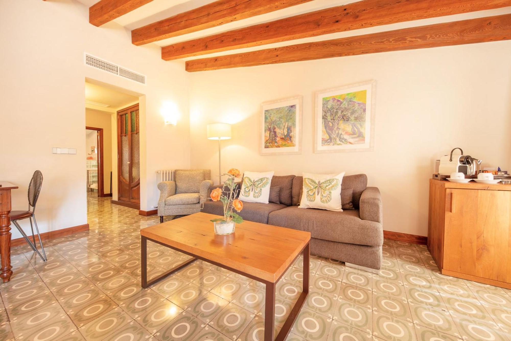 Hotel Y Apartamentos Des Puig Deià Esterno foto